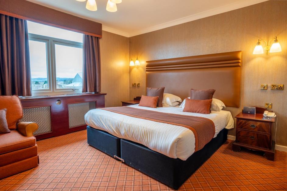 Cairndale Hotel & Spa Dumfries Eksteriør bilde