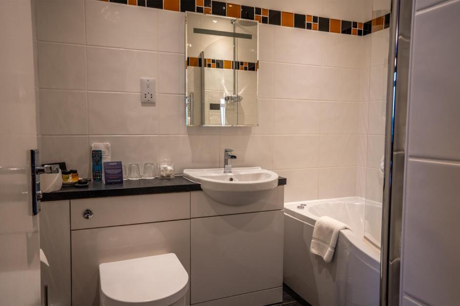 Cairndale Hotel & Spa Dumfries Eksteriør bilde